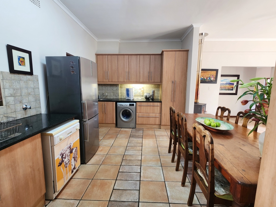 4 Bedroom Property for Sale in Panorama Western Cape